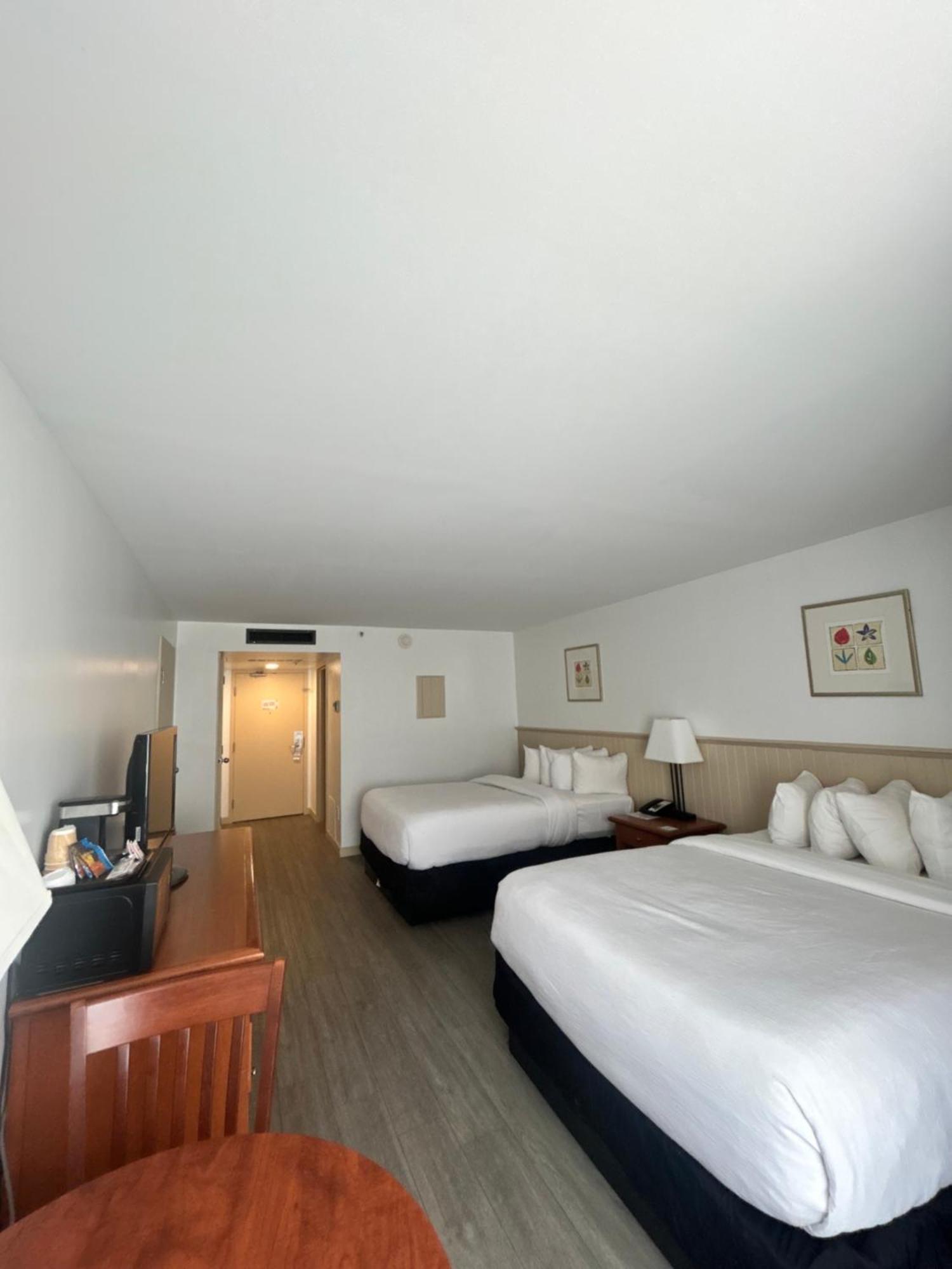Charlottetown Inn & Conference Centre Экстерьер фото