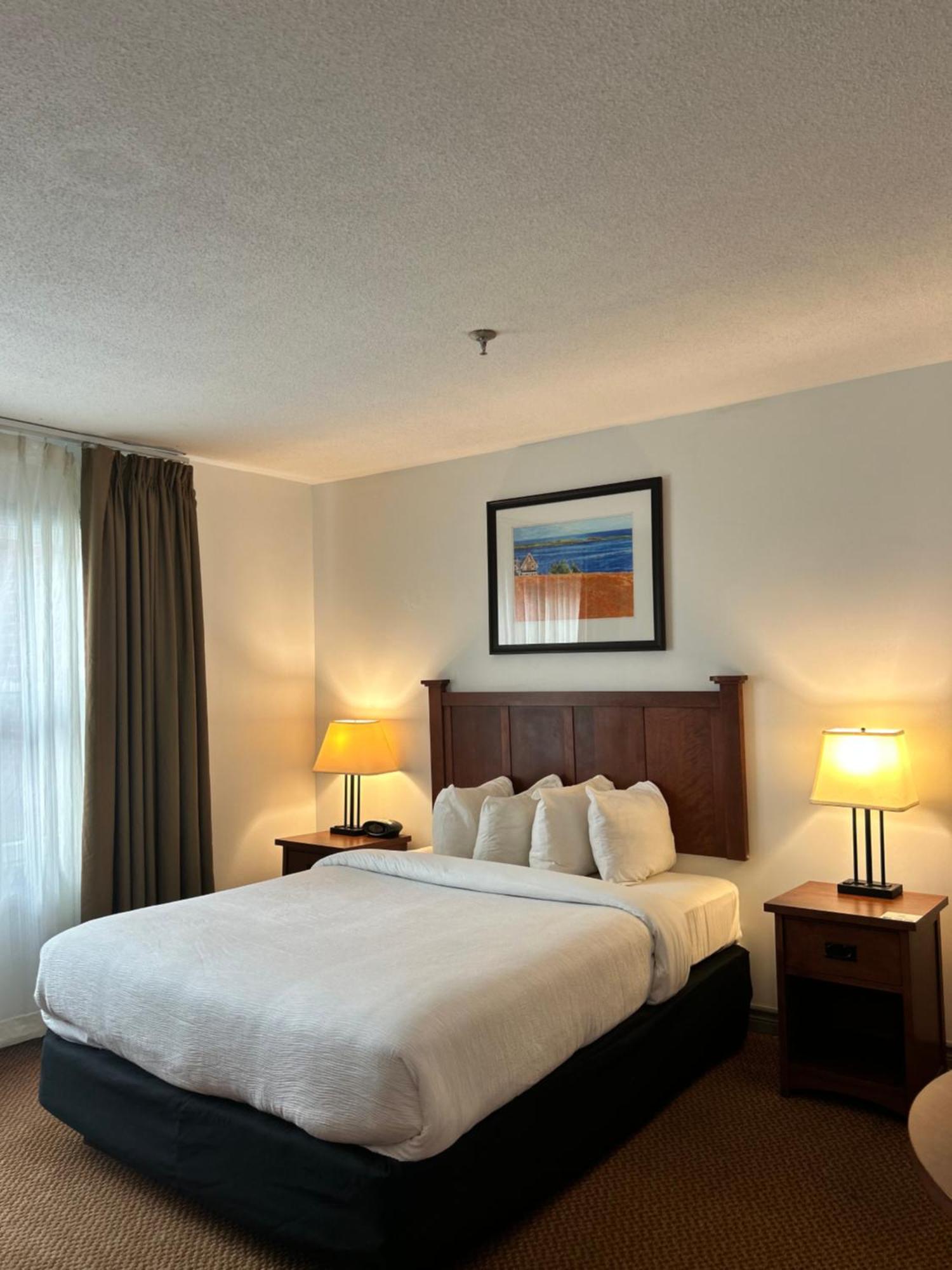 Charlottetown Inn & Conference Centre Экстерьер фото